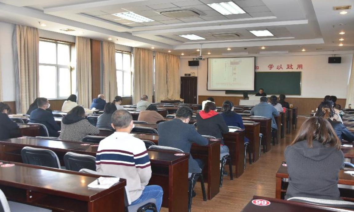省老年大学举办第9期通讯员骨干培训班